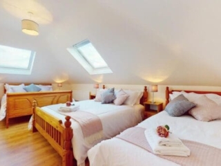 Ross Beach Family Farmhouse Accommodation Ross Beach Family Farmhouse Accommodation