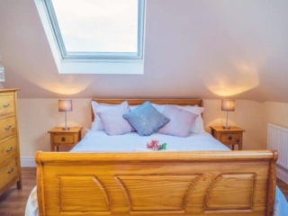 Family Room at Ross Beach Family Farmhouse Accommodation Family Room at Ross Beach Family Farmhouse Accommodation